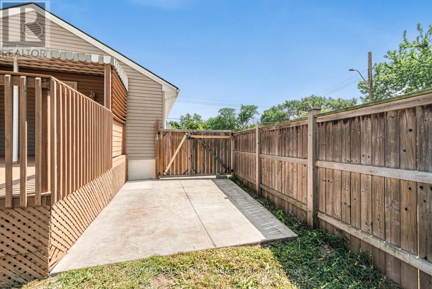 237 ADAIR AVENUE