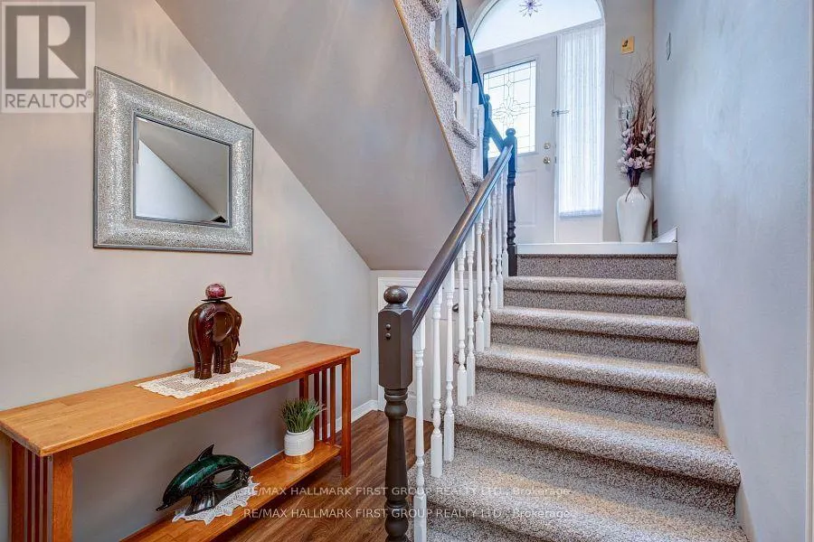15 CATHERINE CRESCENT
