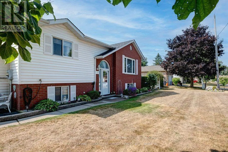 15 CATHERINE CRESCENT