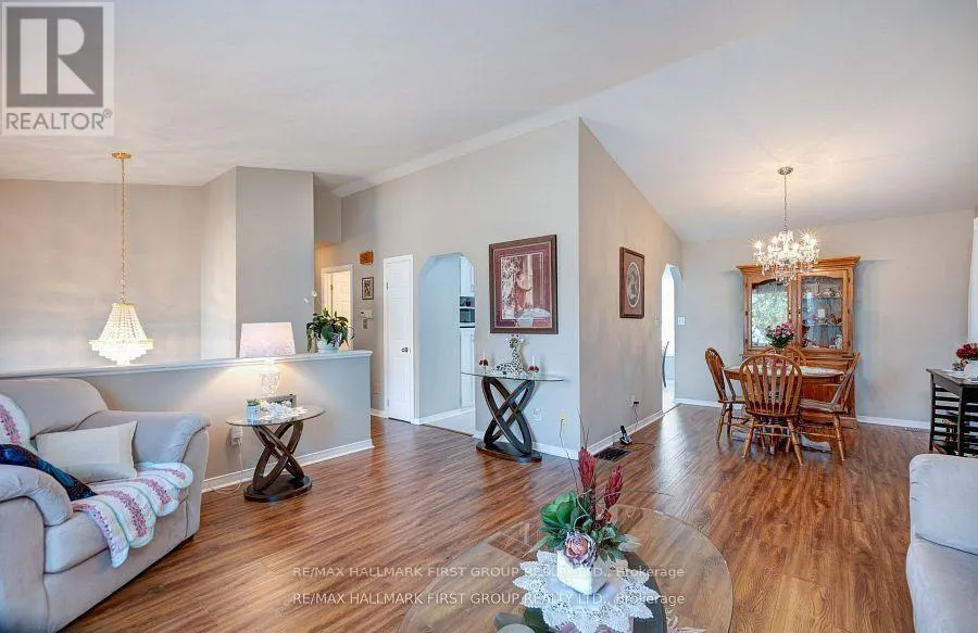 15 CATHERINE CRESCENT