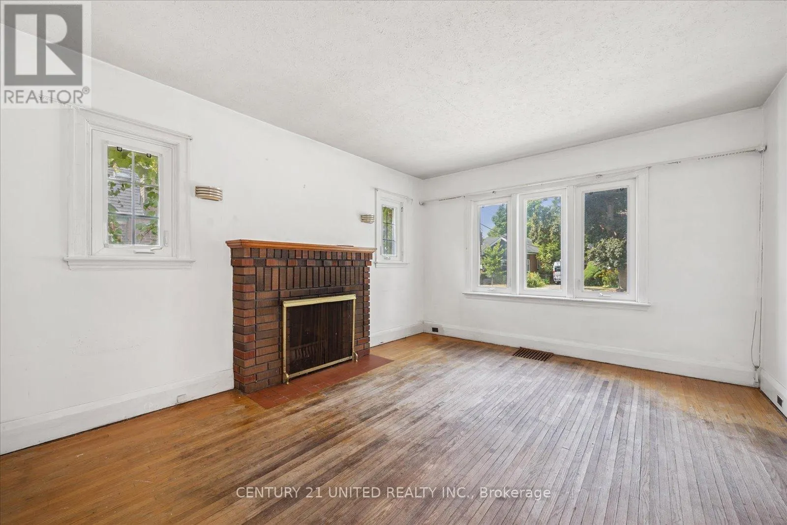 280 MARK STREET