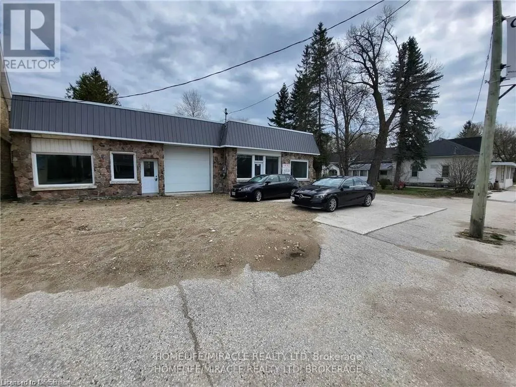 223 GARAFRAXA ST S