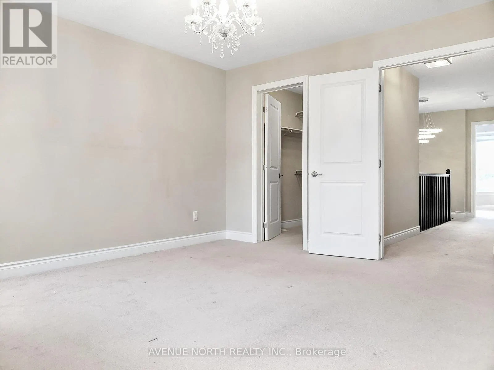 768 ROSEHILL AVENUE
