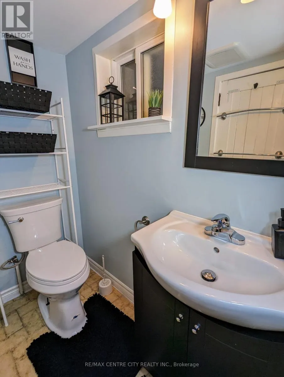 LOWER - 1067 HAMILTON ROAD, #Lower