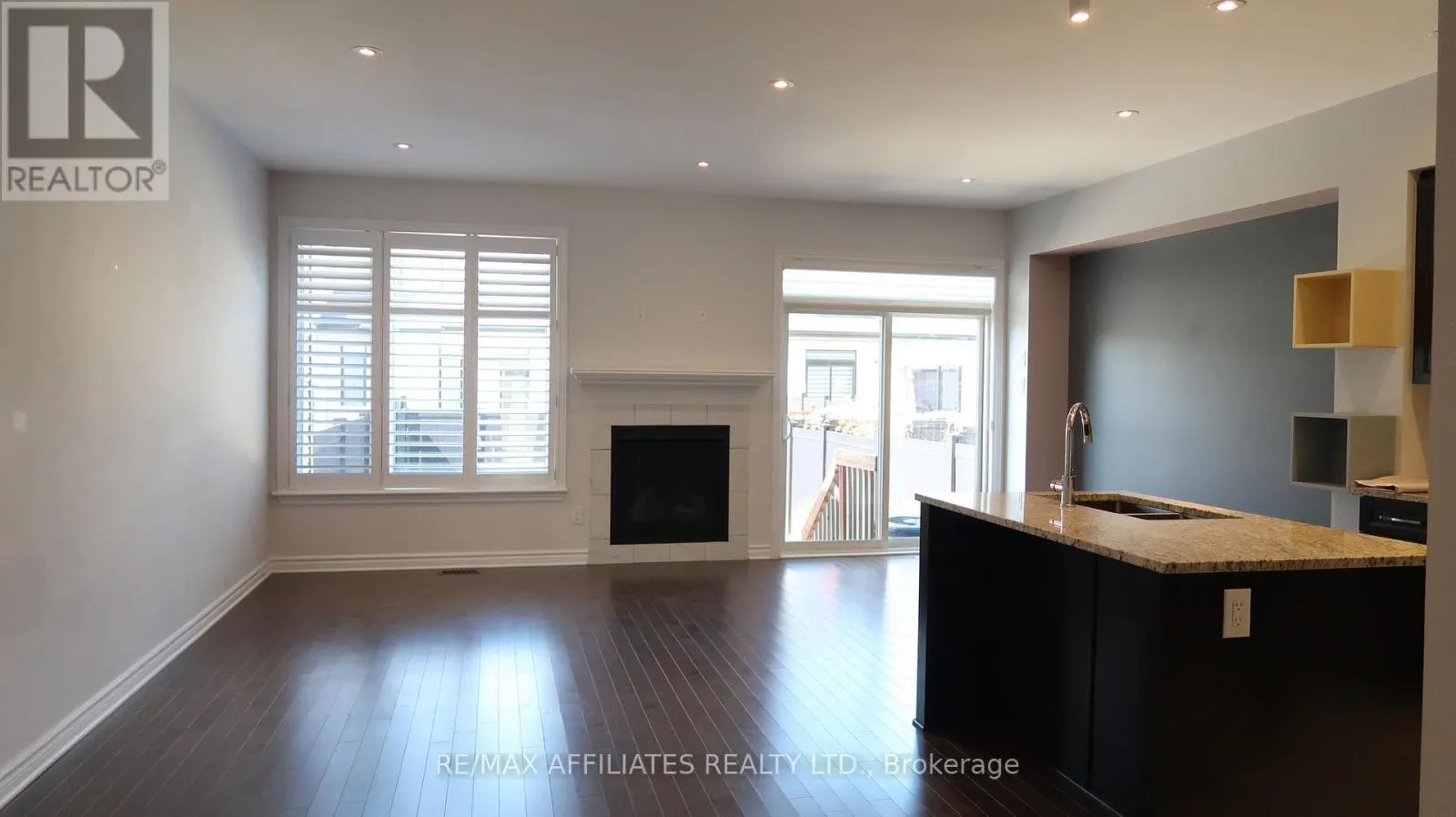 756 PUTNEY CRESCENT