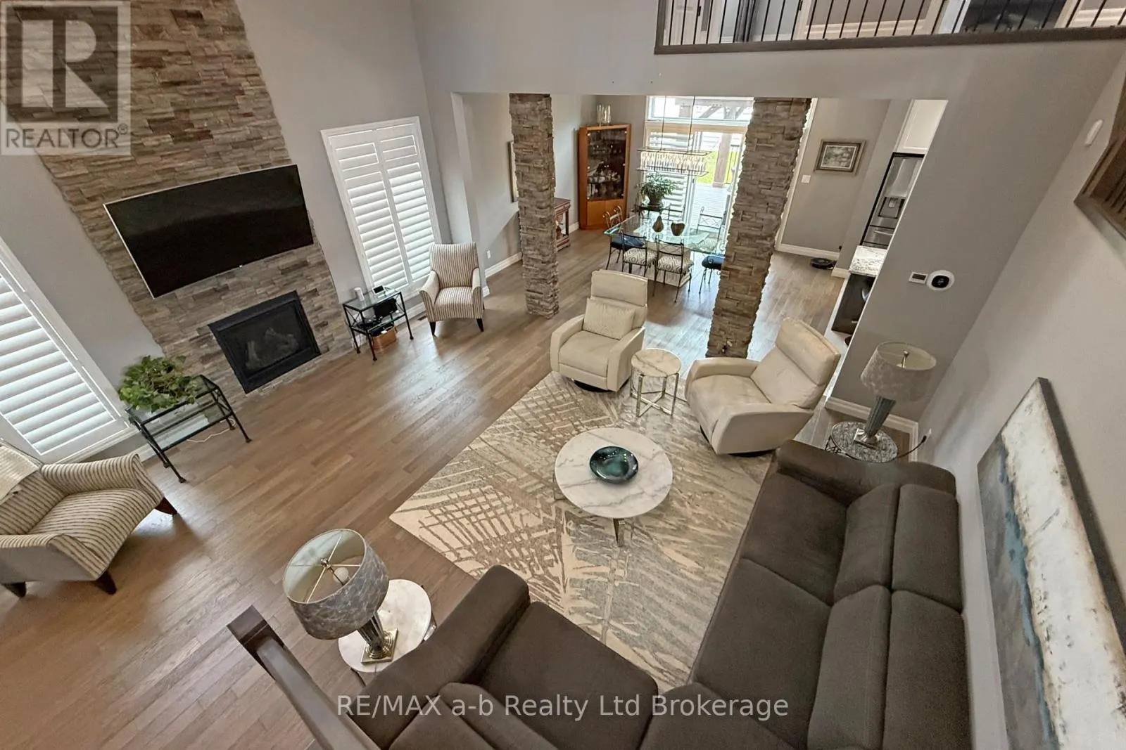 1236 ALBERNI ROAD