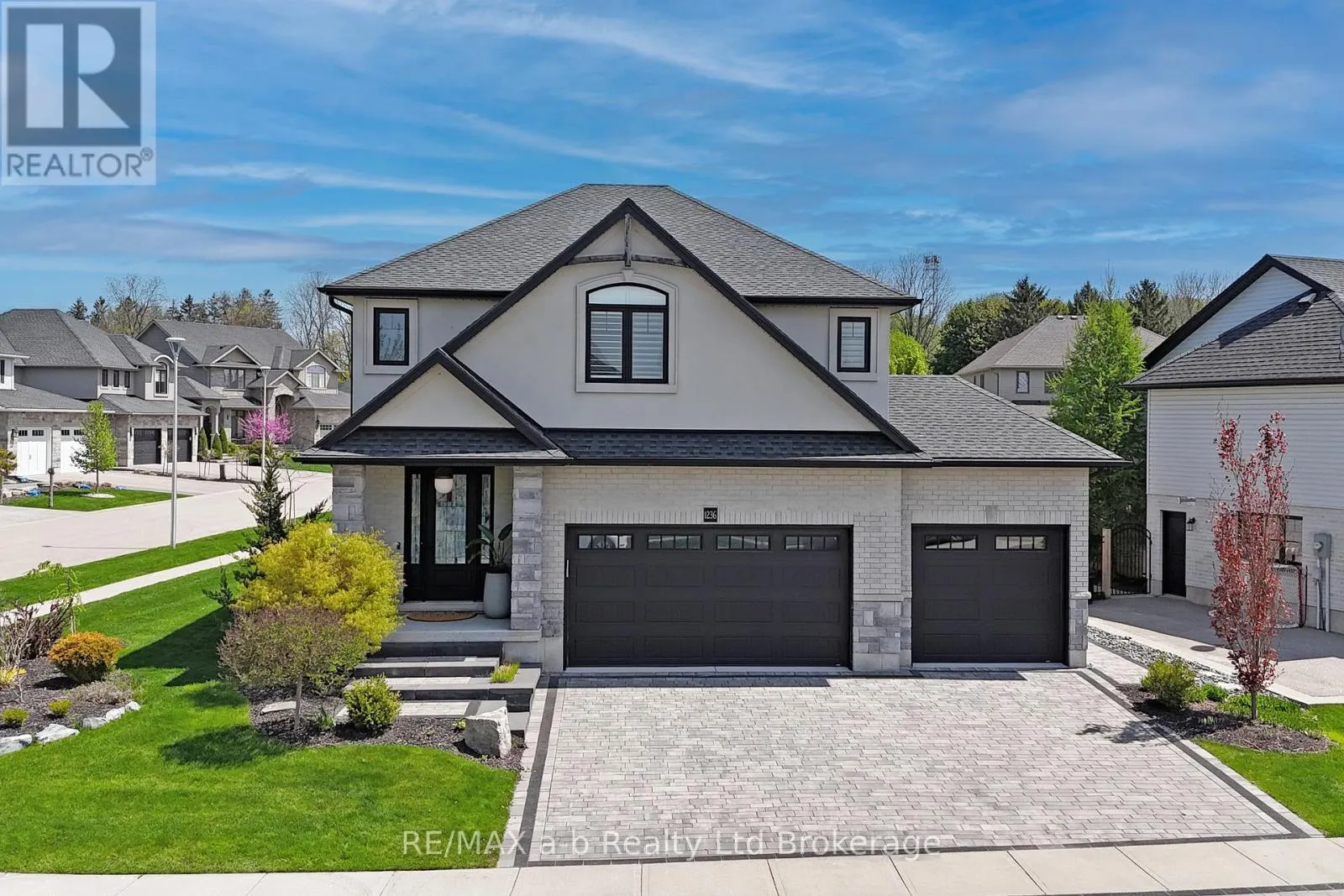 1236 ALBERNI ROAD