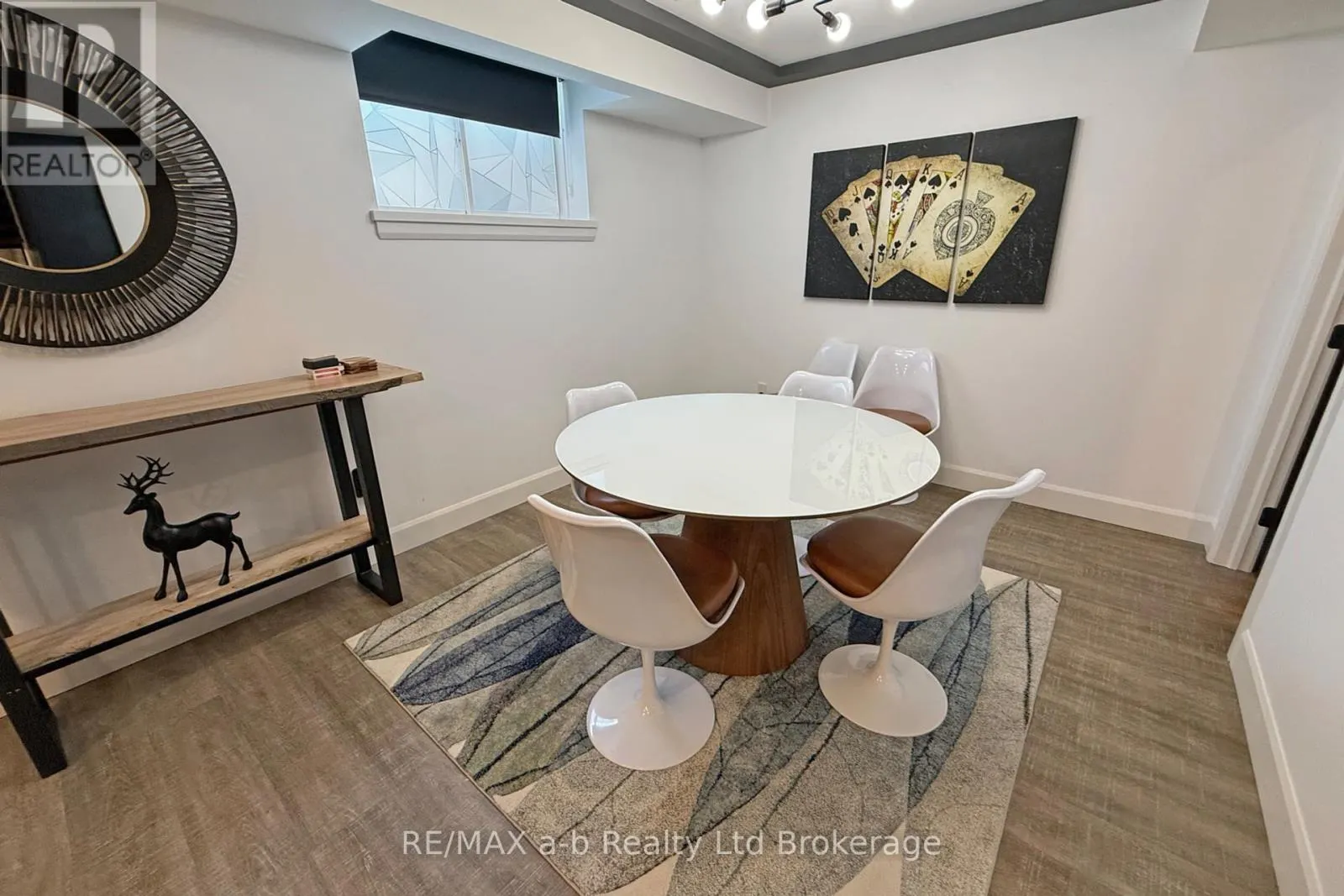 1236 ALBERNI ROAD