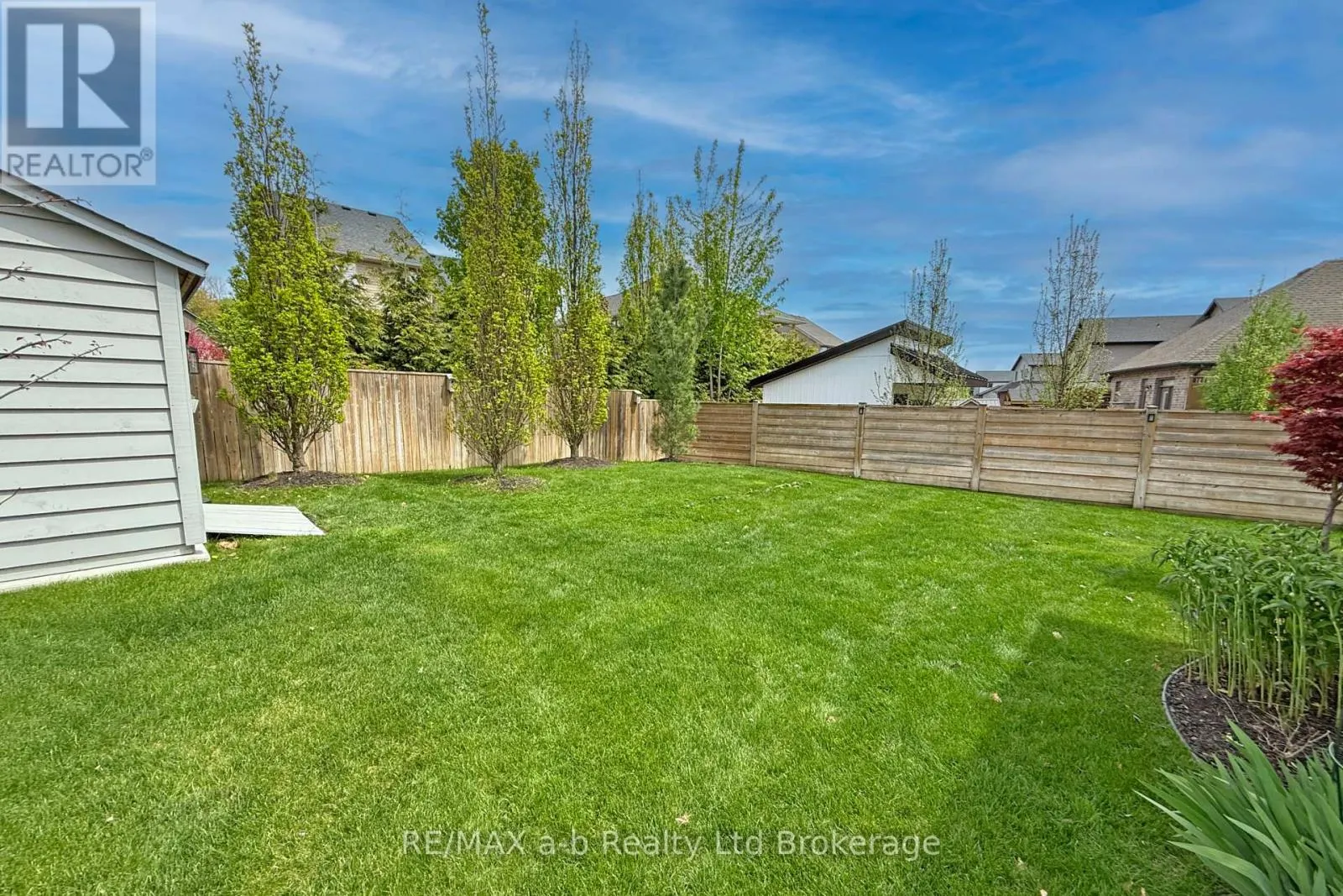 1236 ALBERNI ROAD