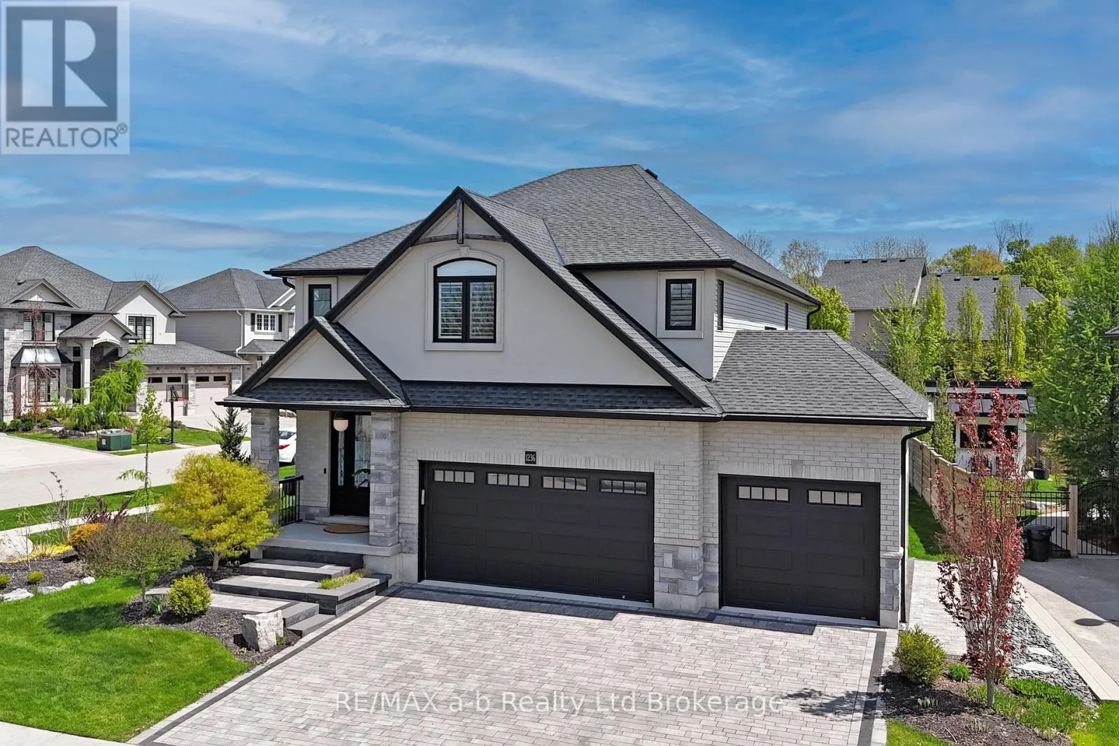 1236 ALBERNI ROAD