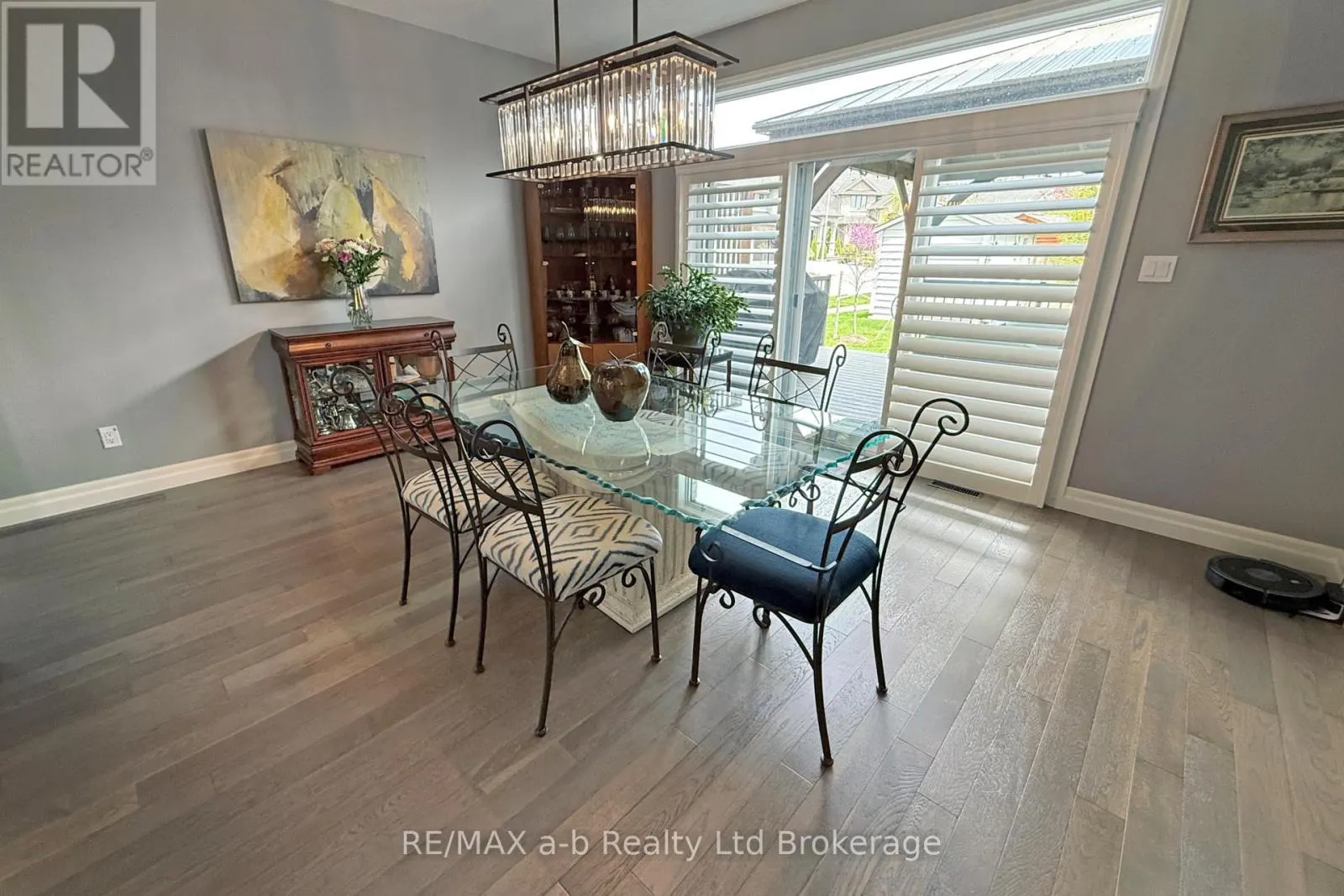 1236 ALBERNI ROAD