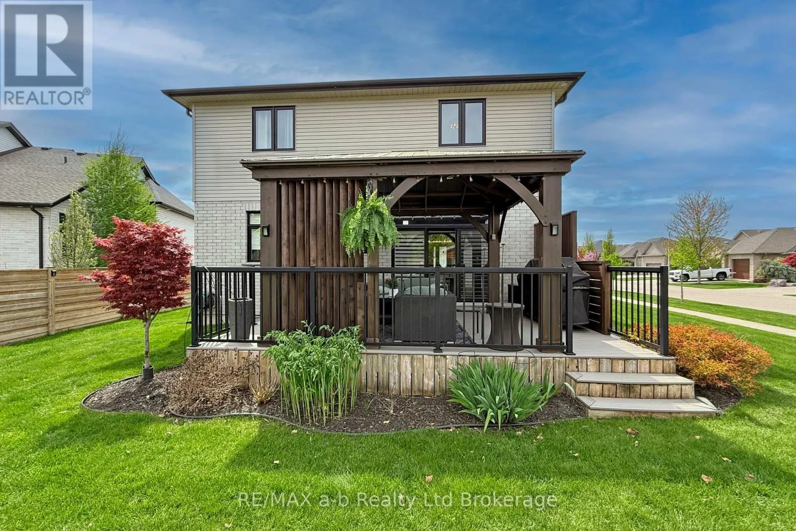 1236 ALBERNI ROAD