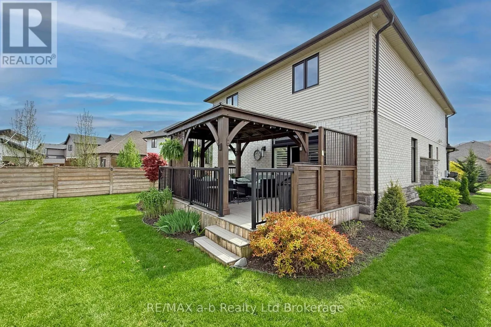 1236 ALBERNI ROAD