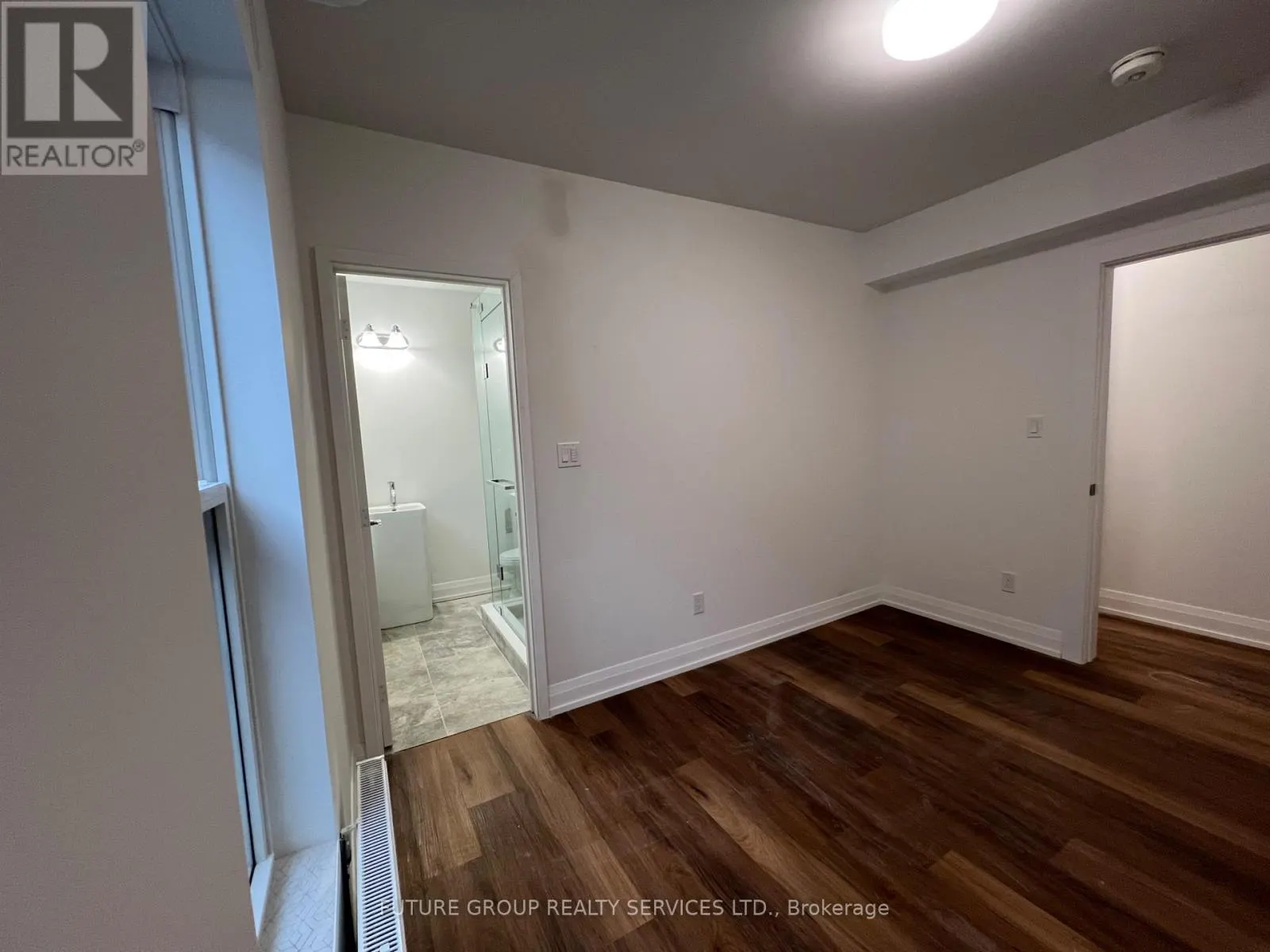 2 - 4876 SIMCOE STREET