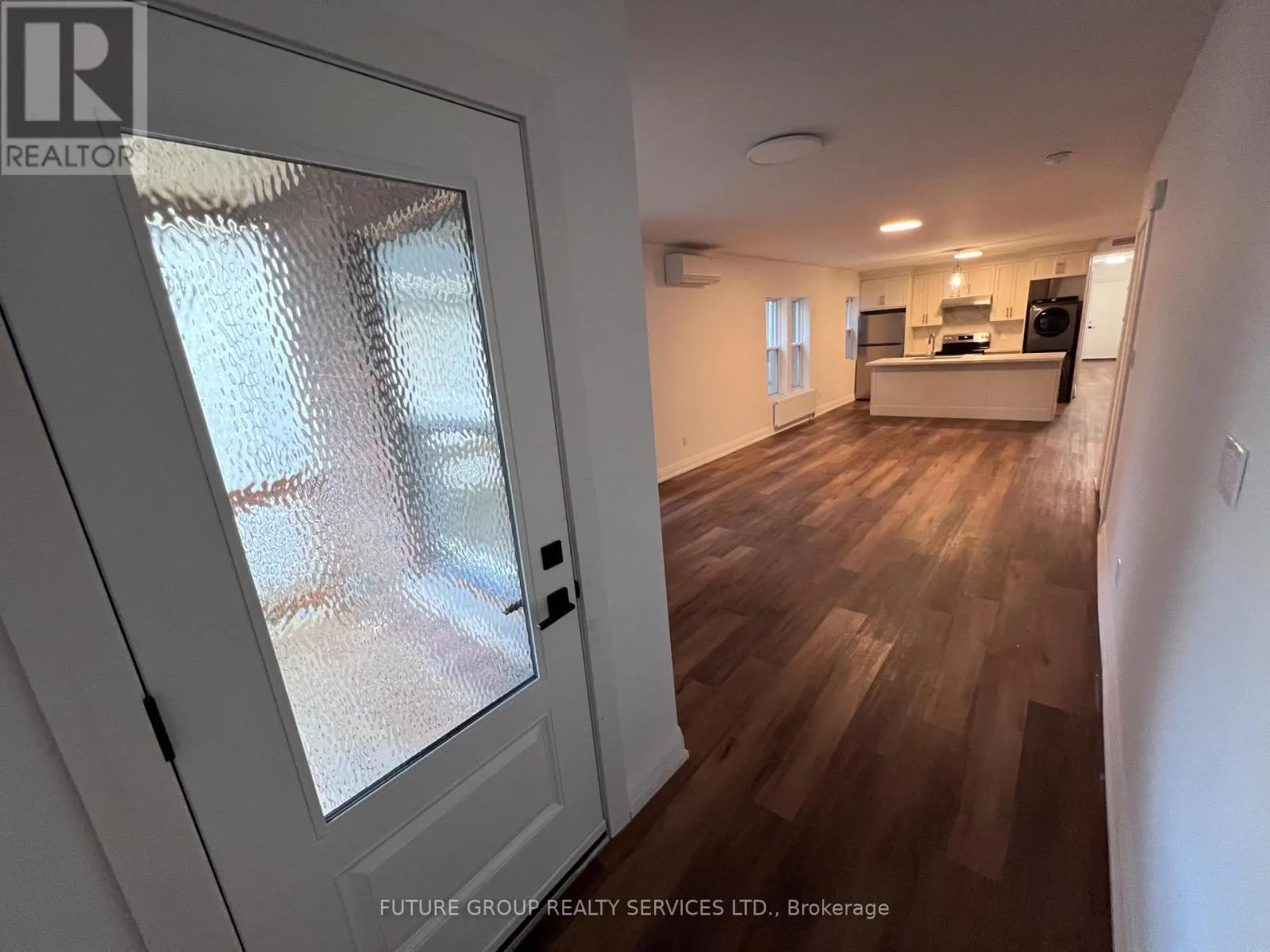 2 - 4876 SIMCOE STREET