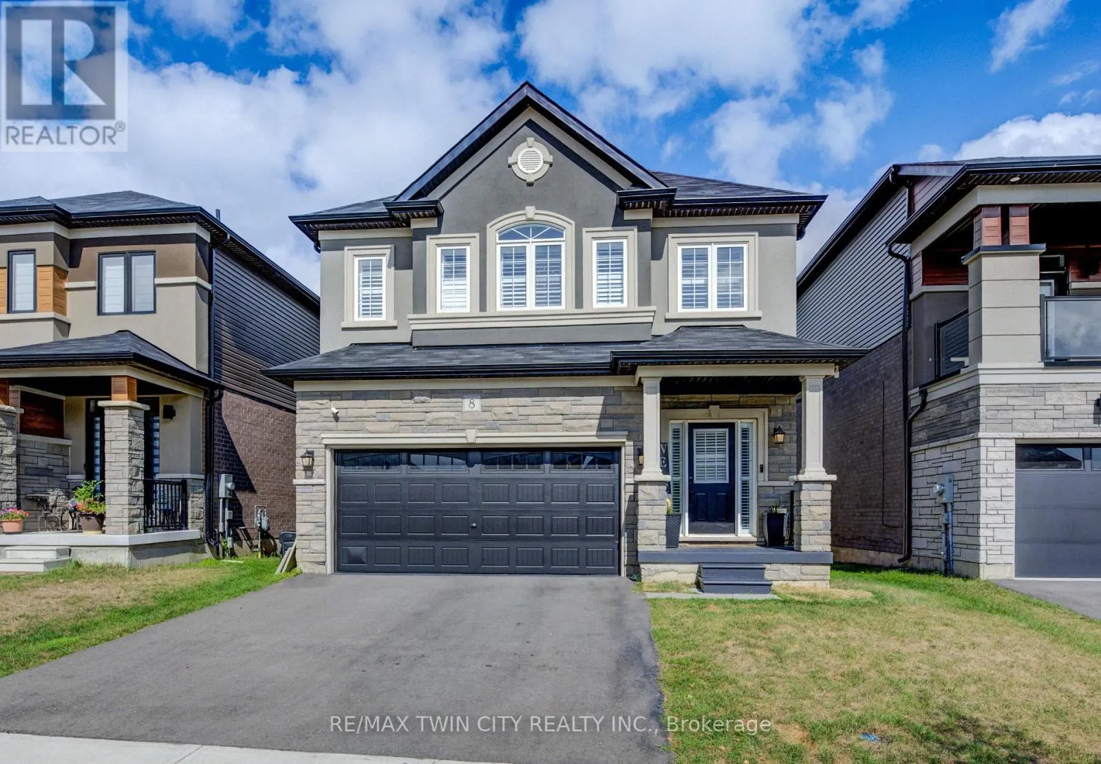 8 WHITTON DRIVE