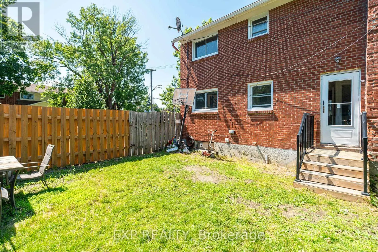 829 BORTHWICK AVENUE