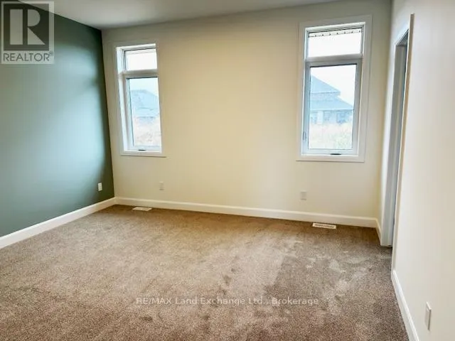 354 MCLEAN CRESCENT