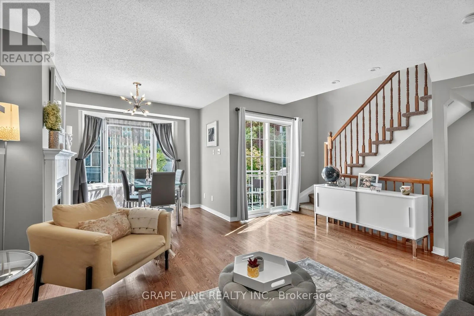 4 RADSTOCK PRIVATE