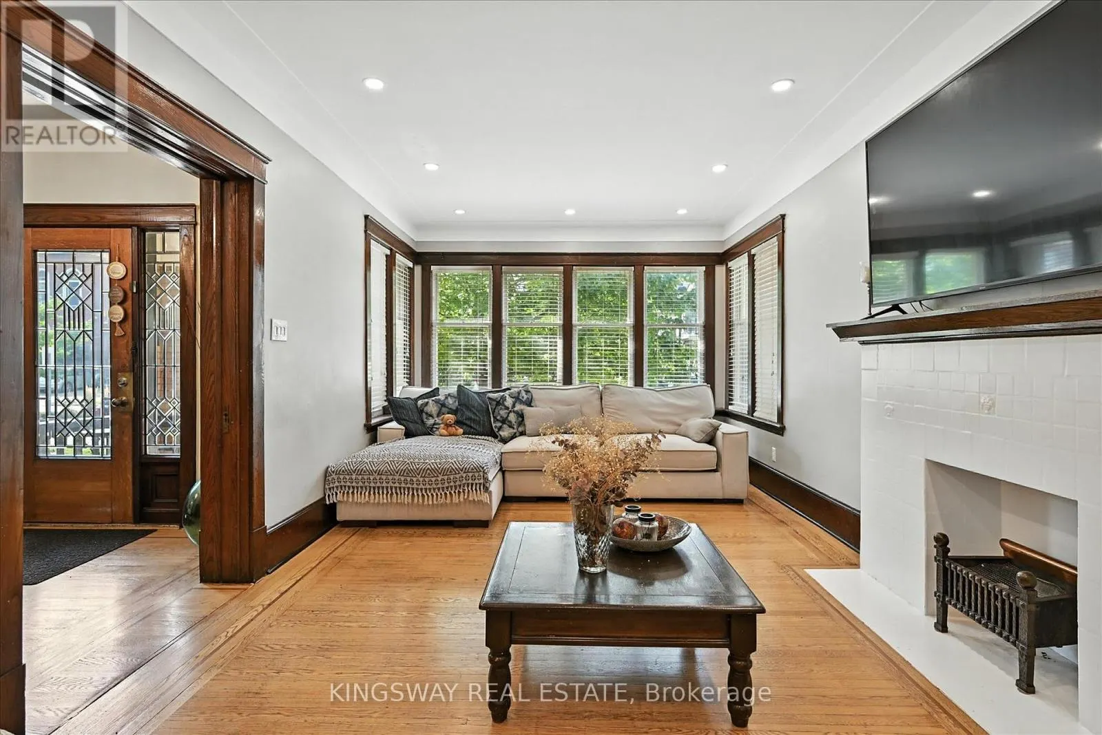 77 PROCTOR BOULEVARD