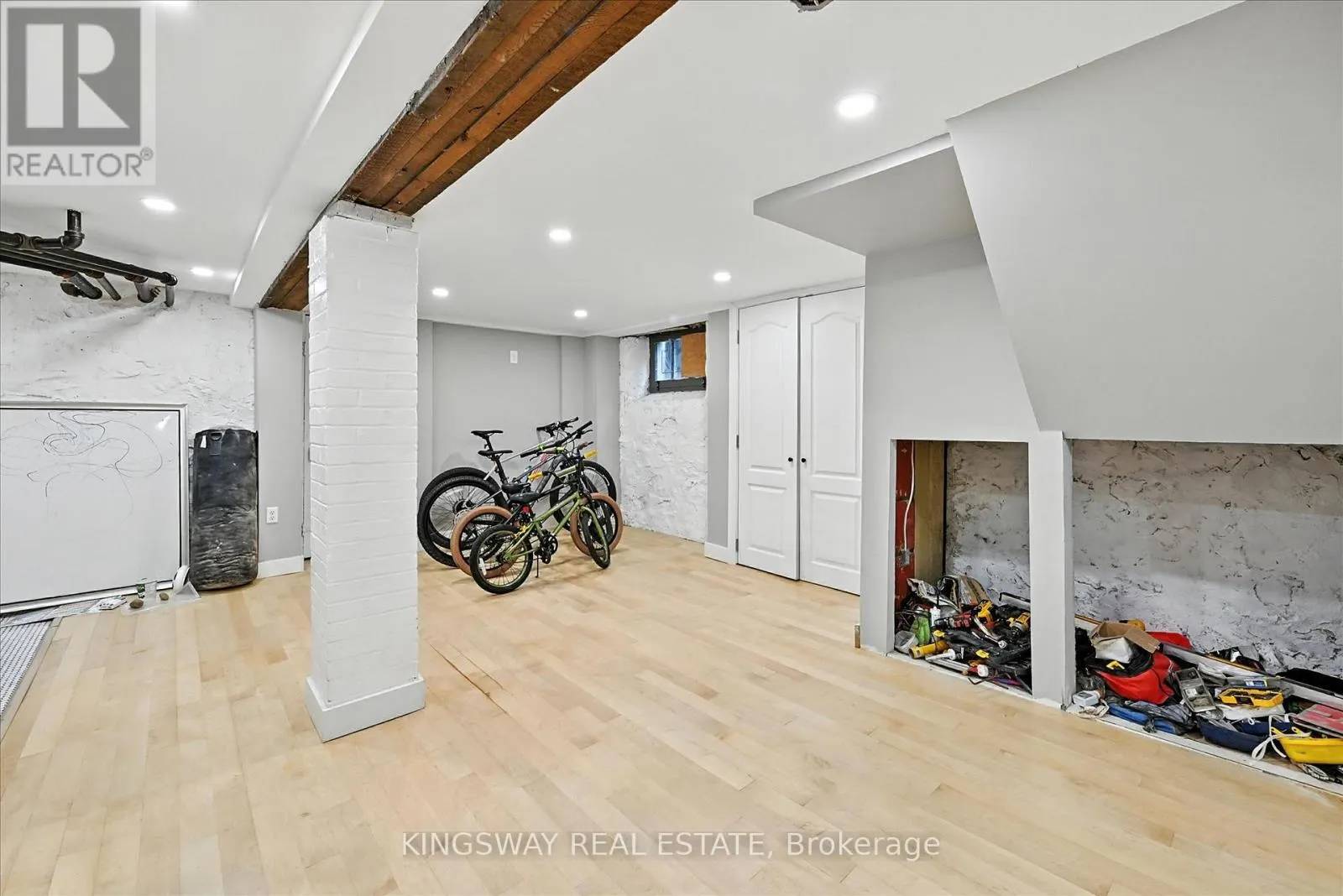 77 PROCTOR BOULEVARD