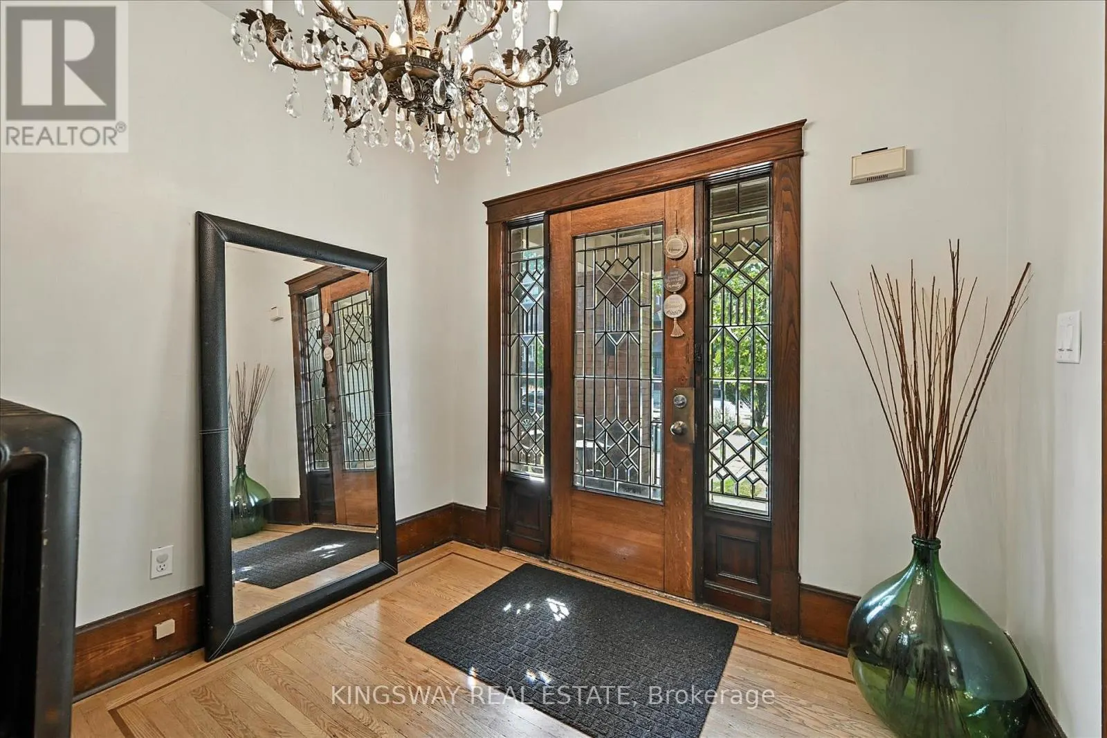 77 PROCTOR BOULEVARD