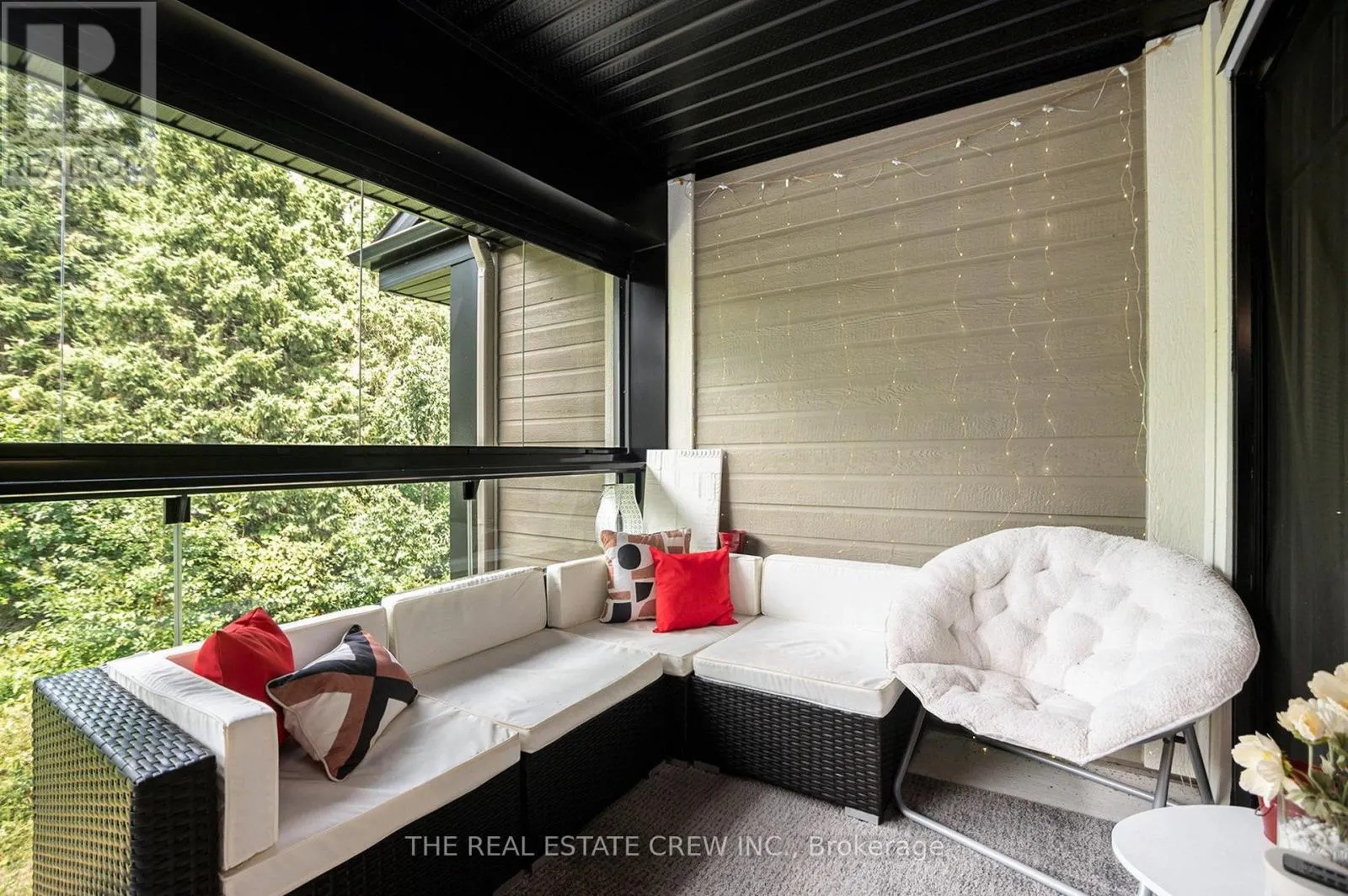 203 - 83 ST MORITZ TRAIL N