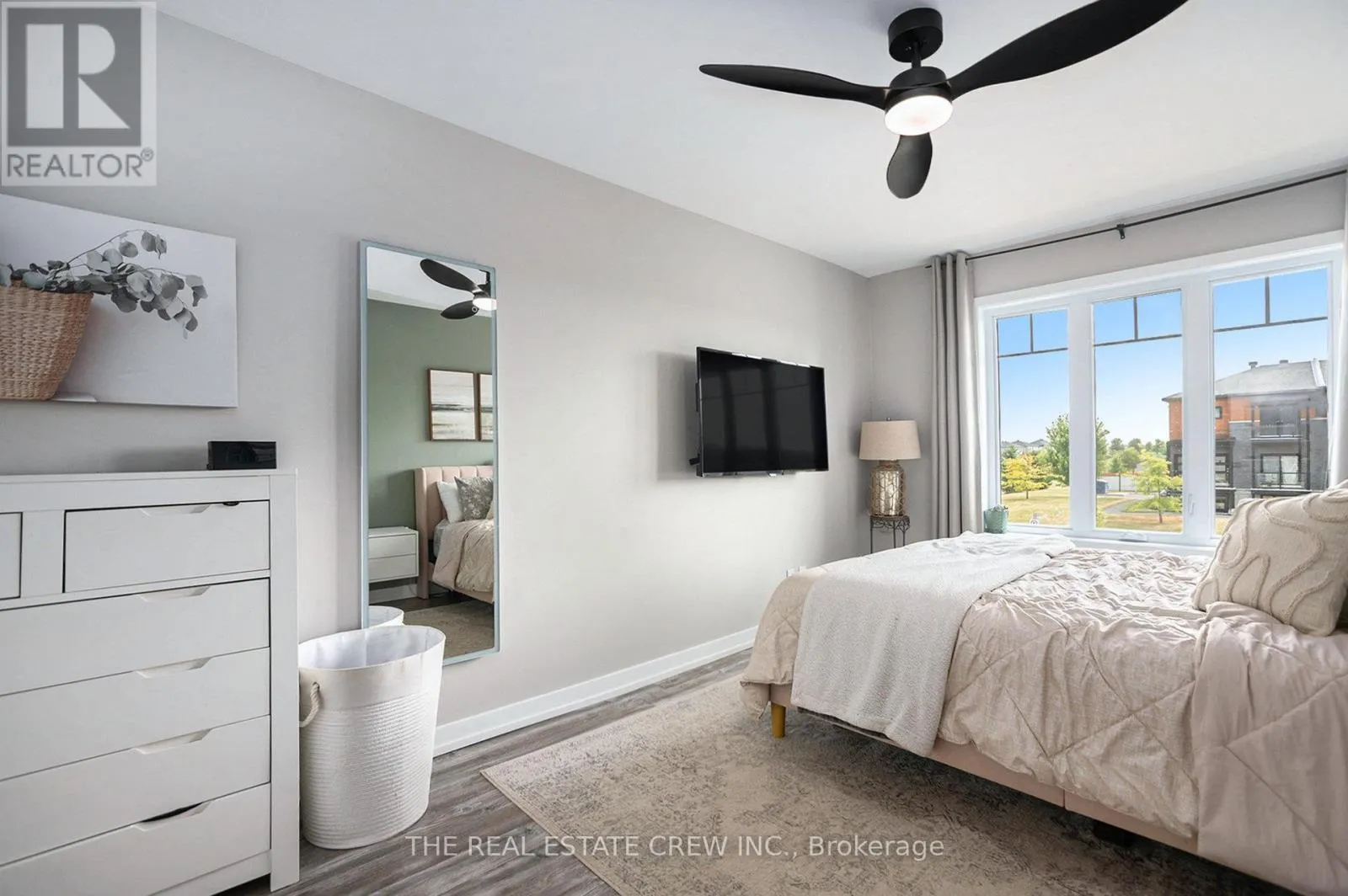 203 - 83 ST MORITZ TRAIL N