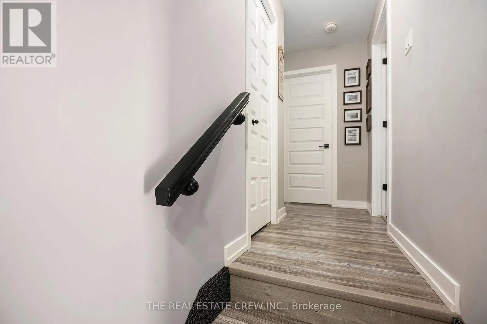 203 - 83 ST MORITZ TRAIL N