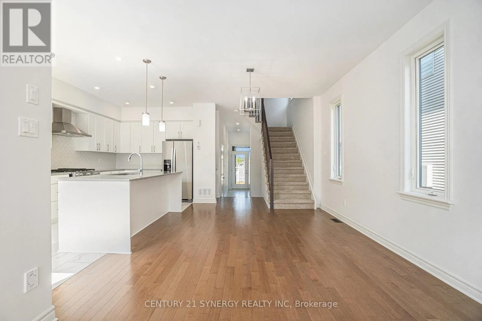 345 CORNICE STREET