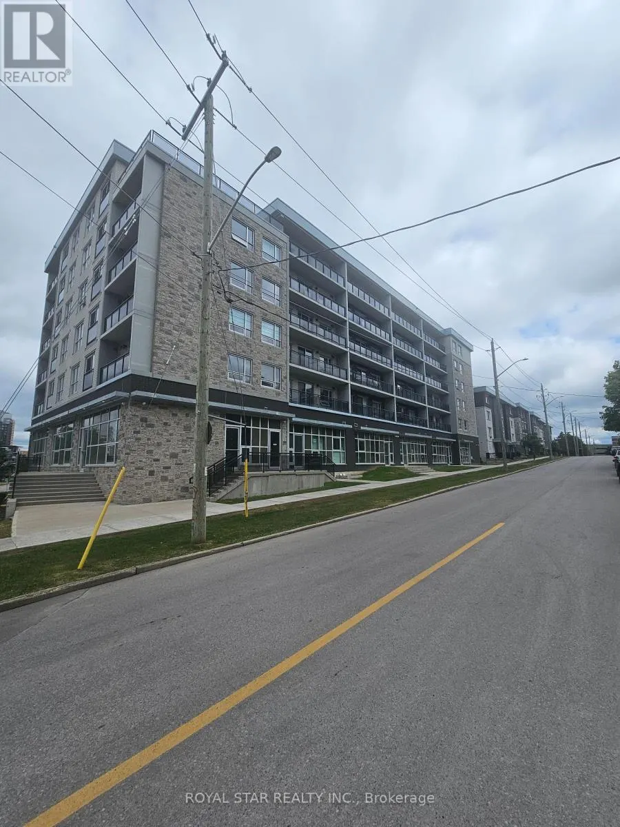 F411 - 275 LARCH STREET