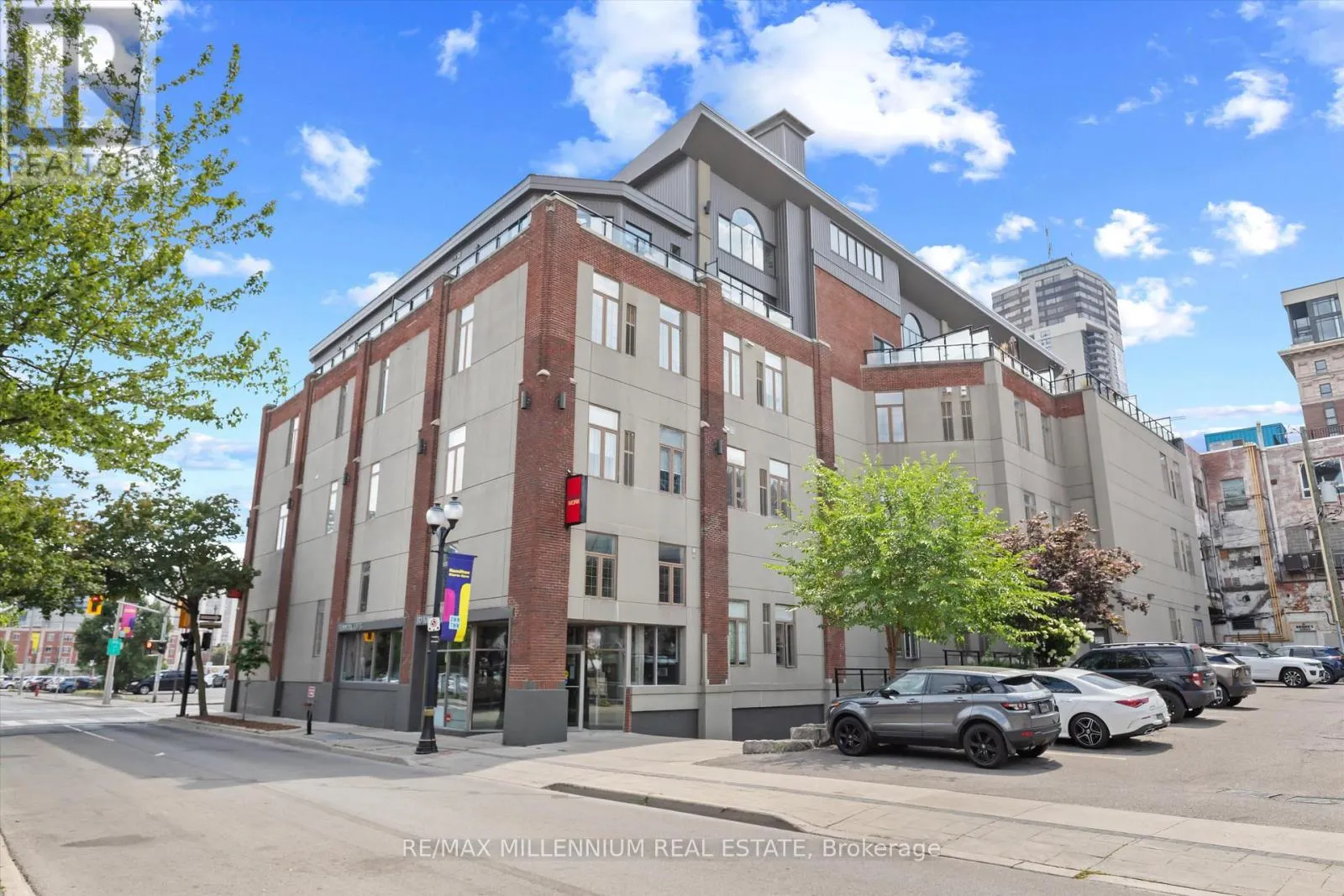 212 - 80 KING WILLIAM STREET