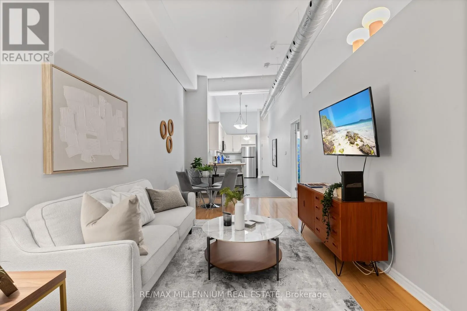 212 - 80 KING WILLIAM STREET