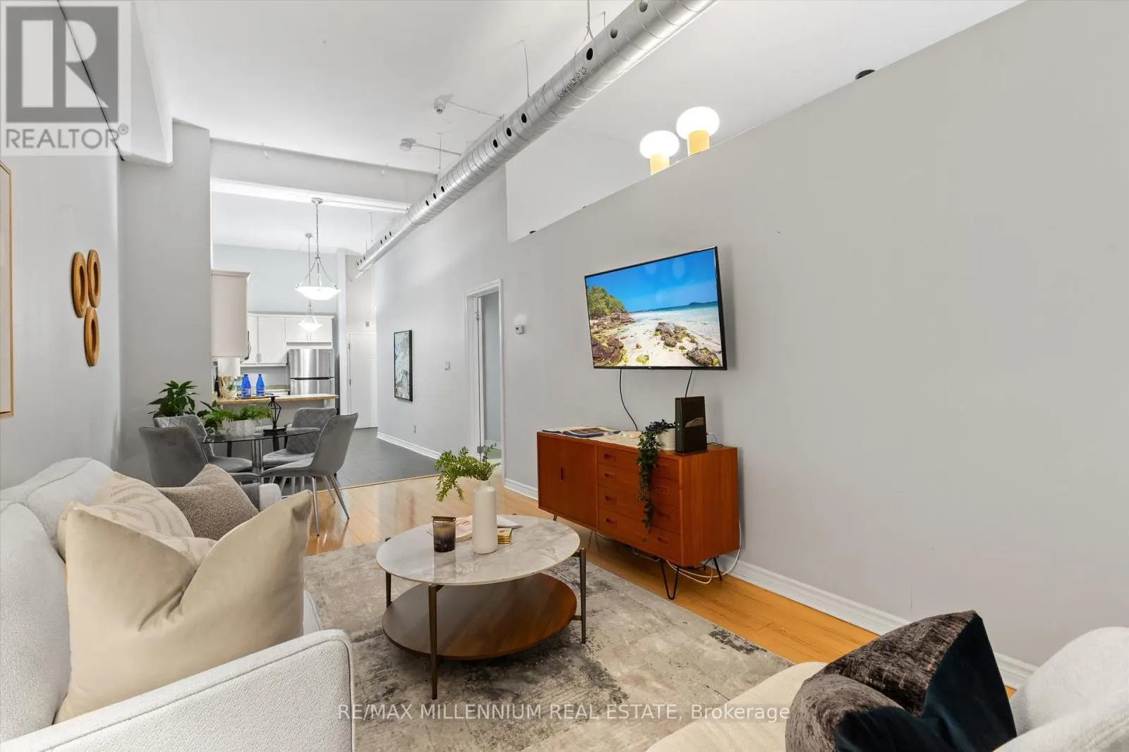 212 - 80 KING WILLIAM STREET