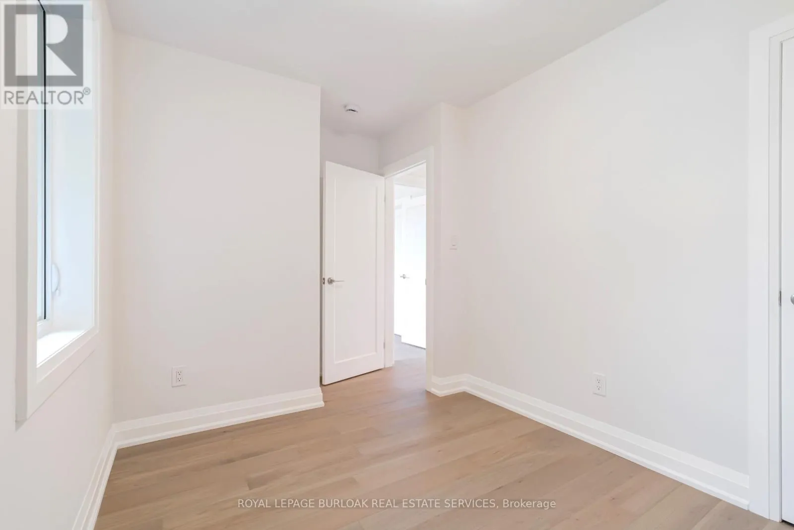 63 FERNWOOD CRESCENT