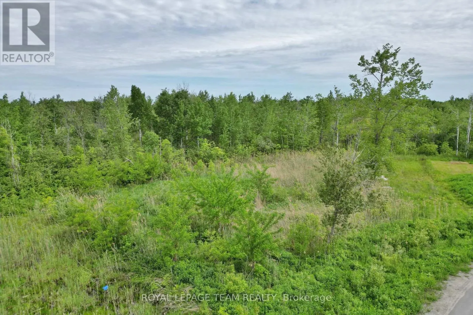 17 RIDEAU CROSSING CRESCENT