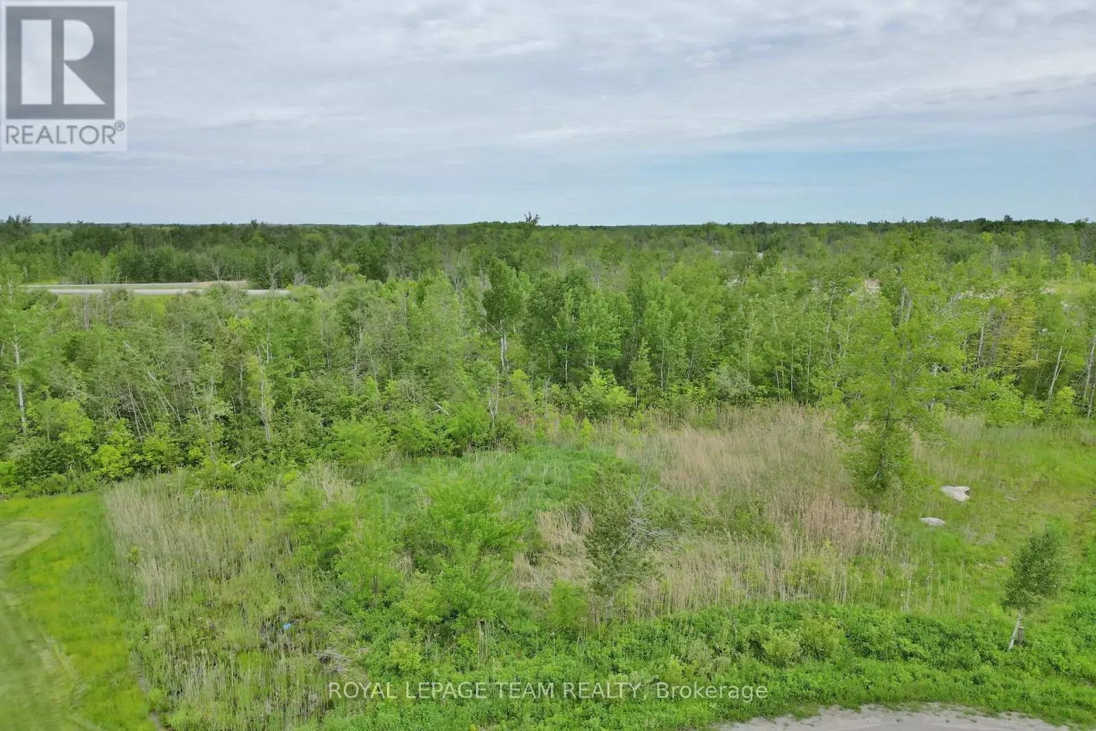 17 RIDEAU CROSSING CRESCENT