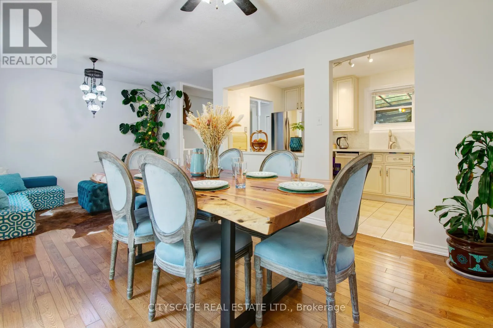 99 BERRISFIELD CRESCENT