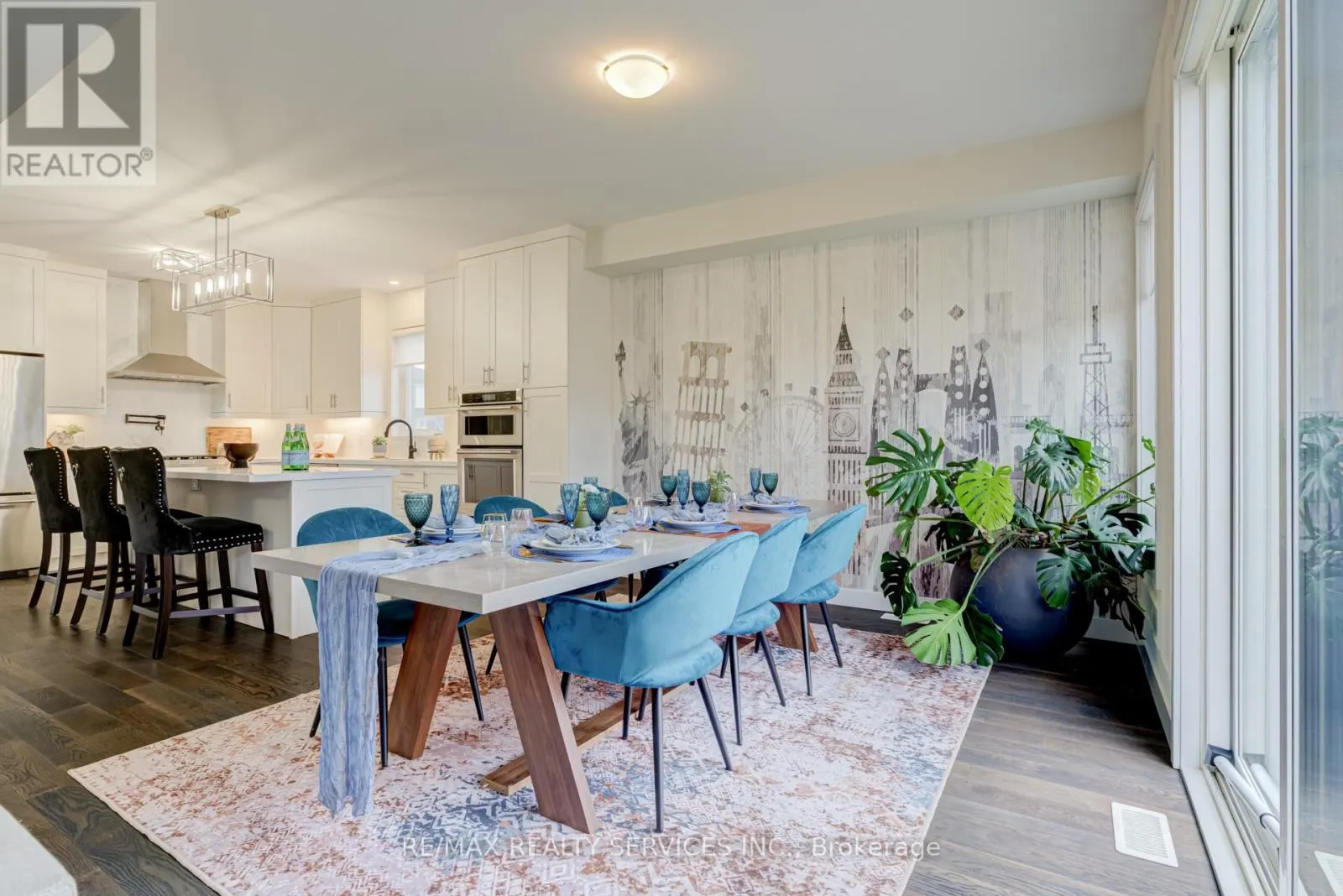 182 KLEIN CIRCLE