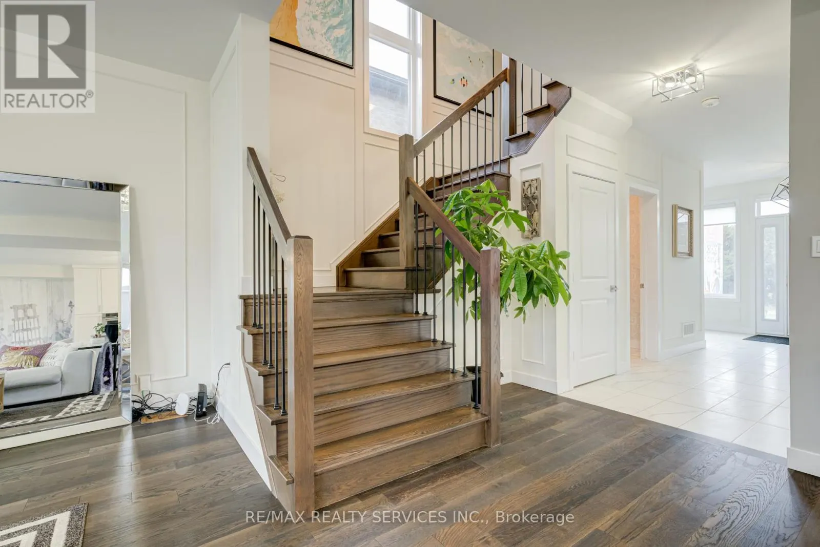 182 KLEIN CIRCLE