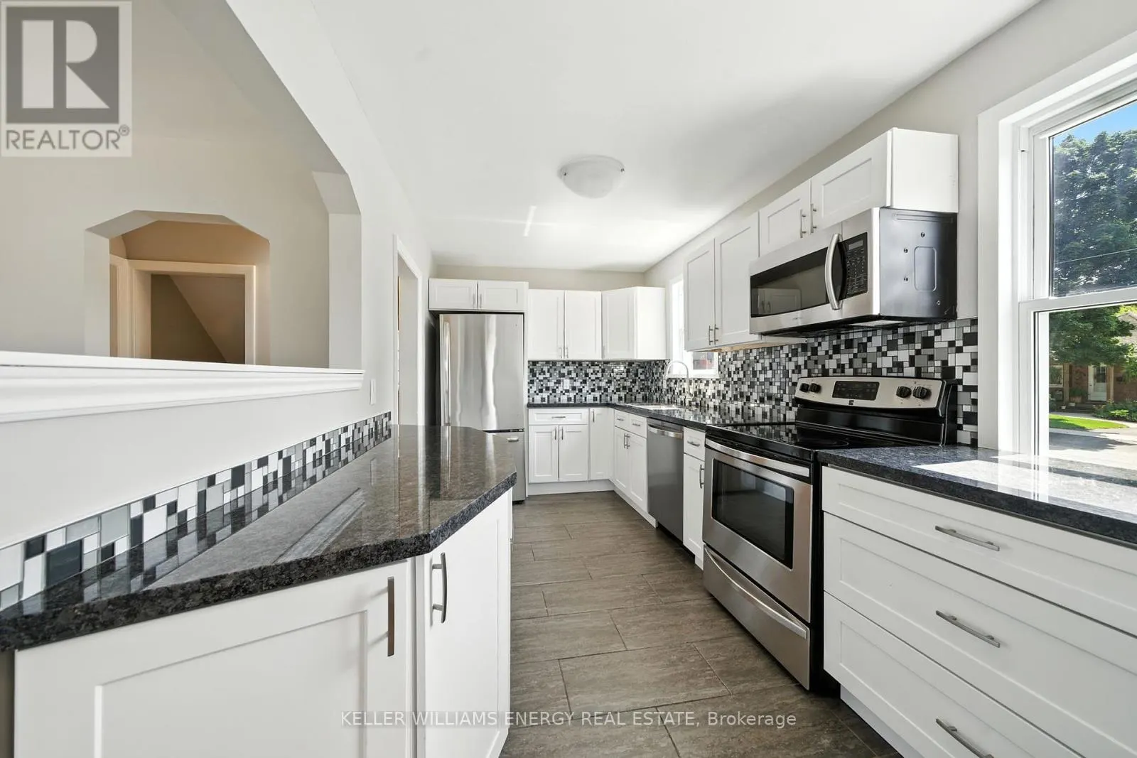 738 SNELGROVE ROAD