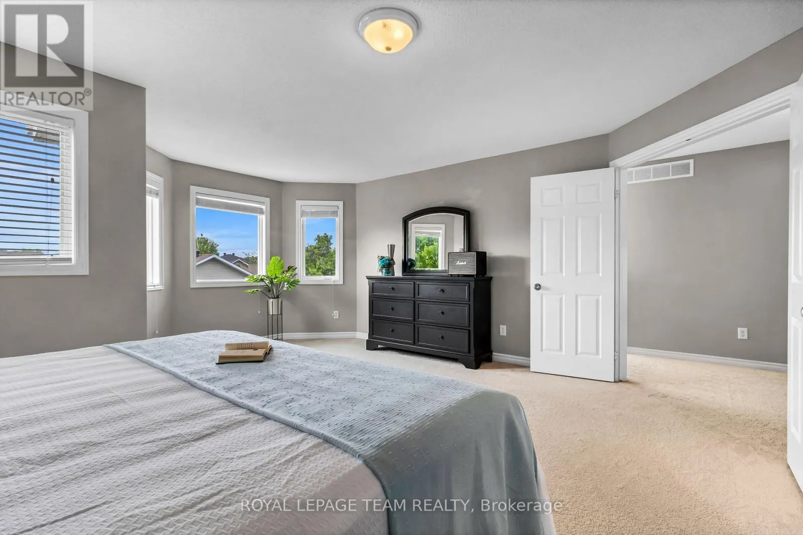 3728 MOUNTAIN MEADOWS CRESCENT
