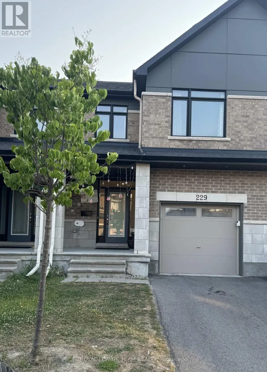 229 ZINNIA WAY