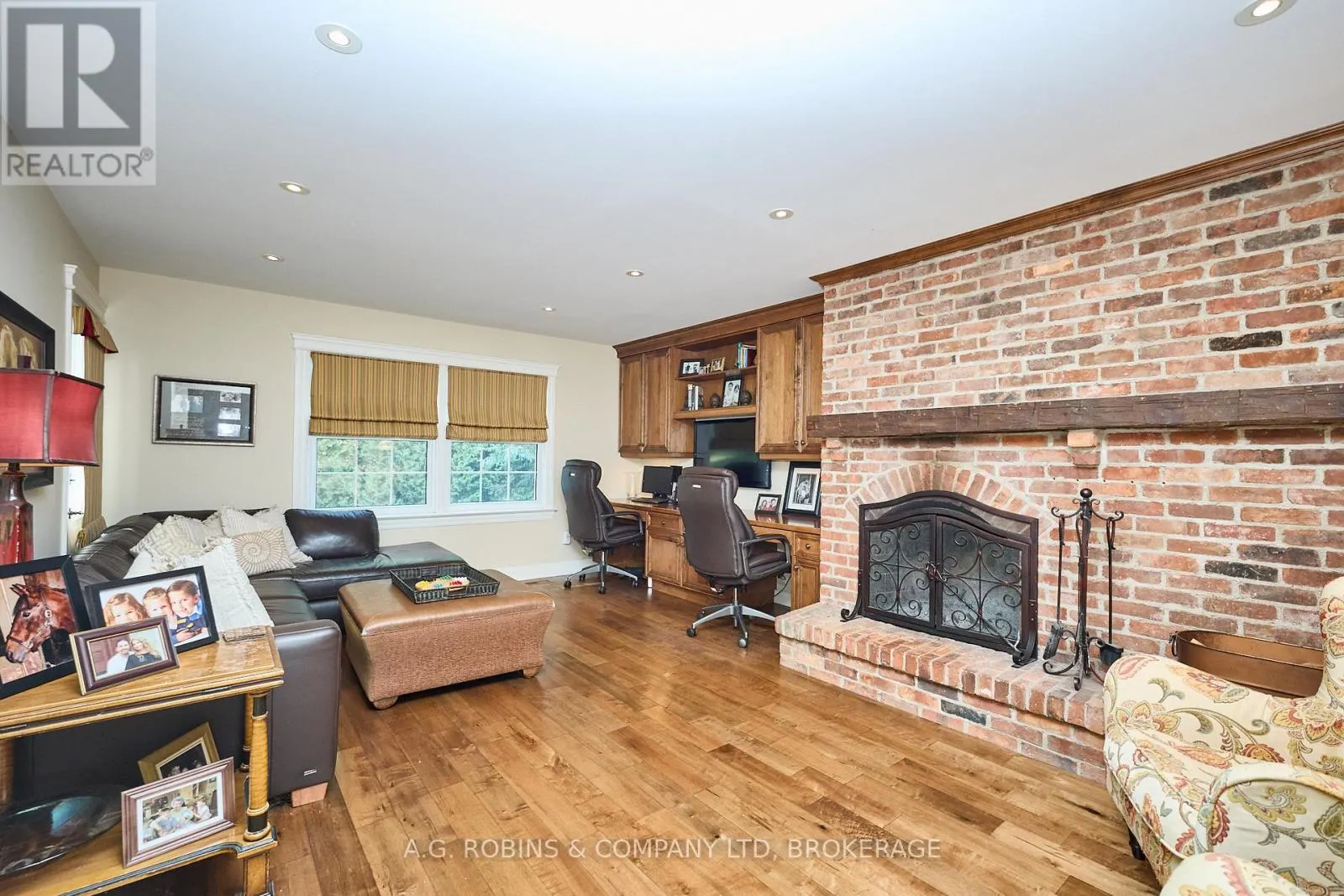 9 TERRACE HEIGHTS COURT