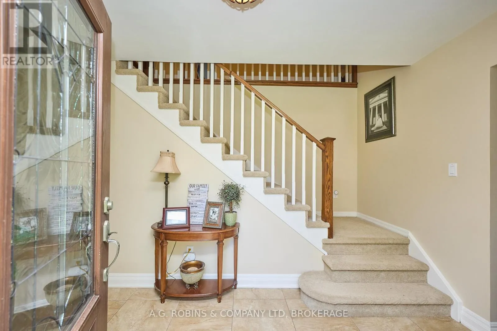 9 TERRACE HEIGHTS COURT