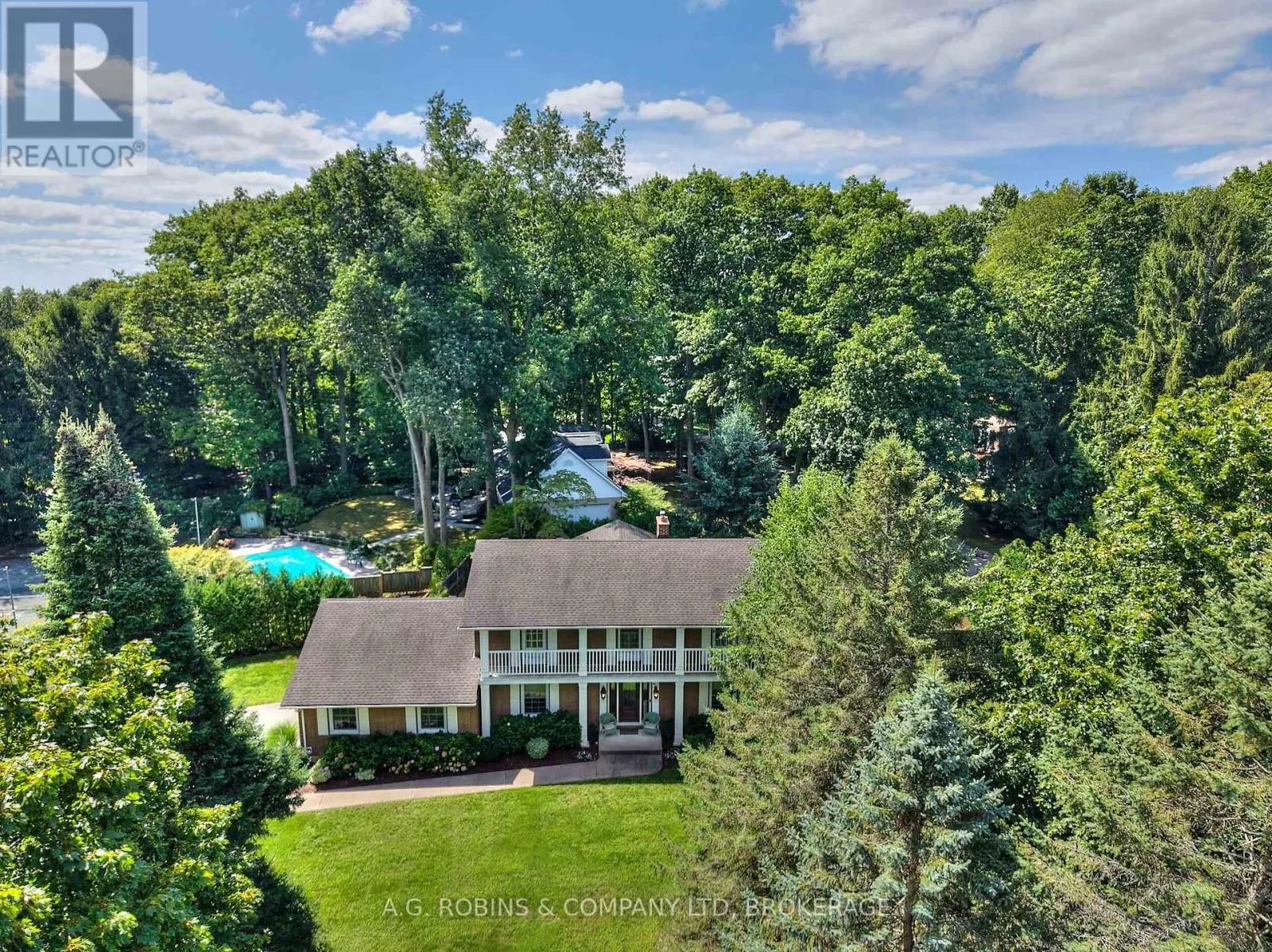 9 TERRACE HEIGHTS COURT