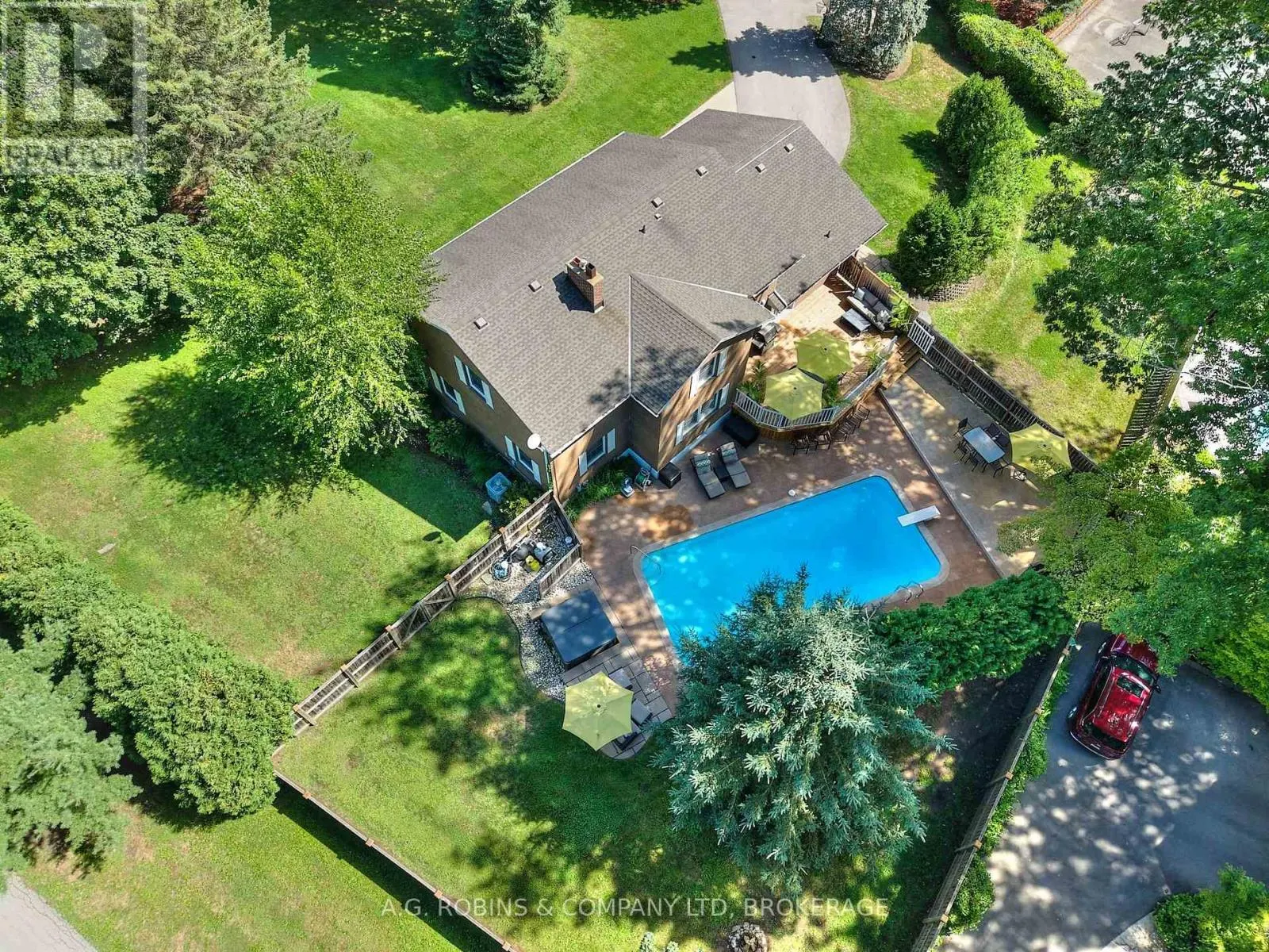 9 TERRACE HEIGHTS COURT