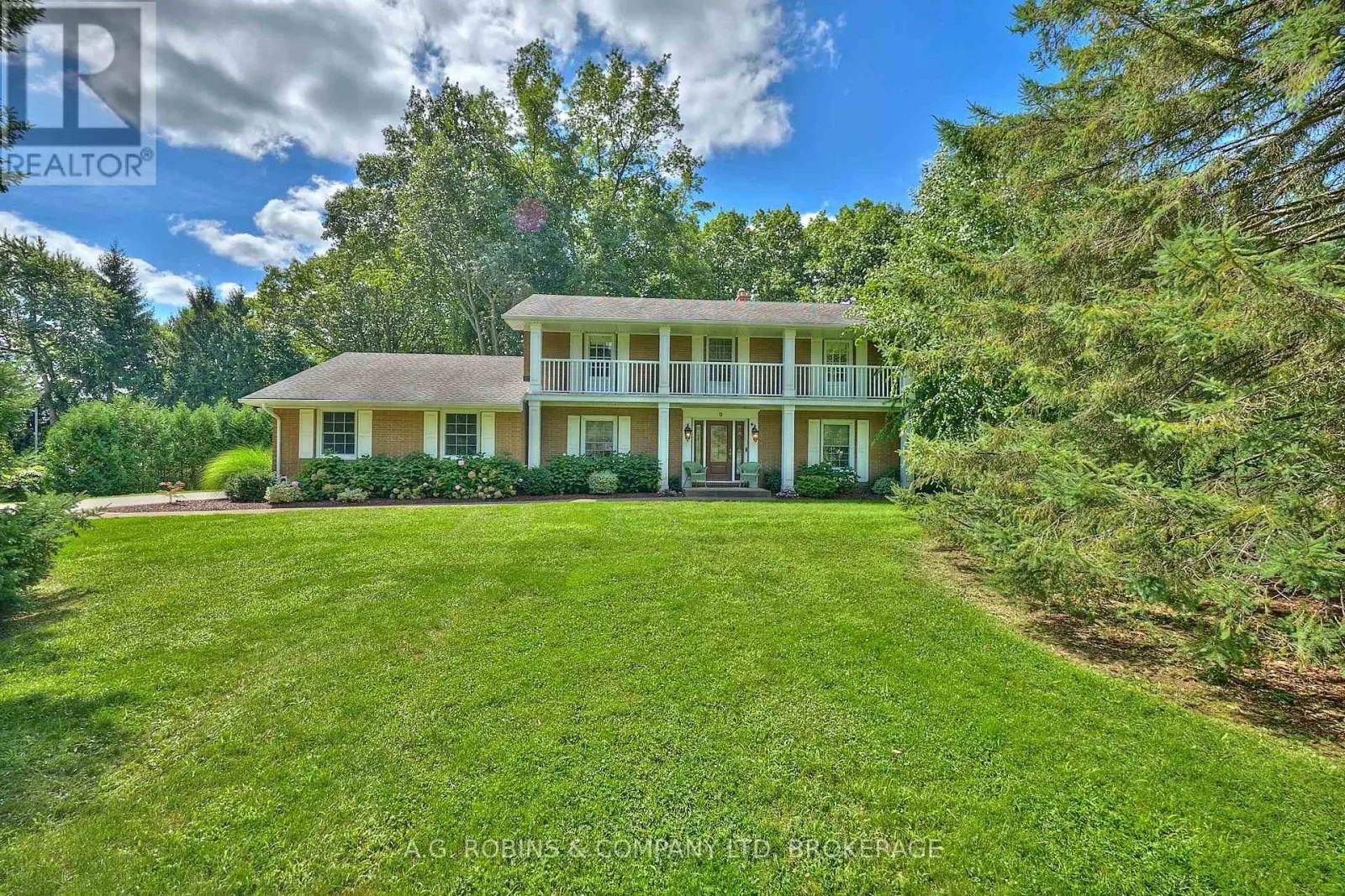 9 TERRACE HEIGHTS COURT