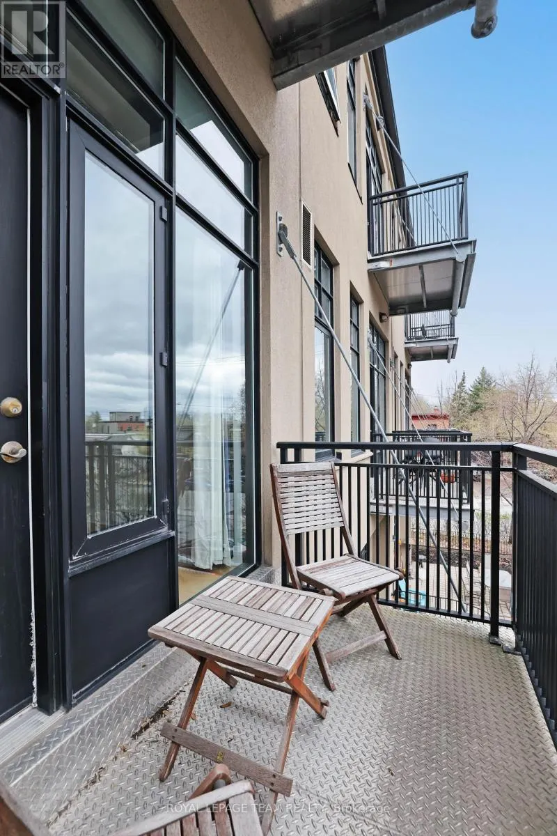 203 - 300 POWELL AVENUE