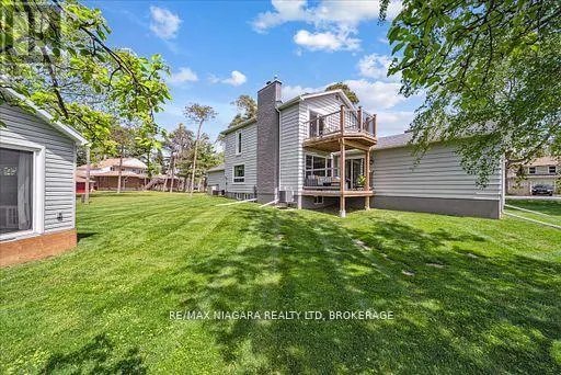 18 ROSEMOUNT AVENUE